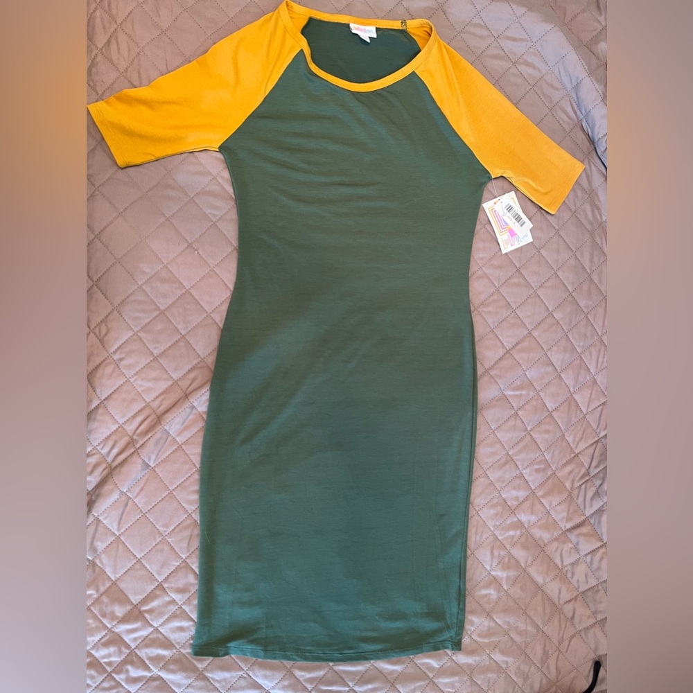 LuLaRoe Julia Dress - Picture 1 of 4